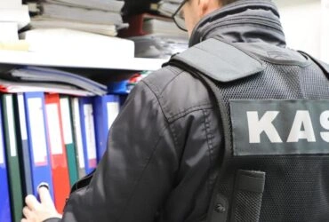 kas